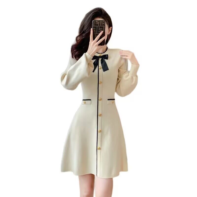 French Style Dress for Winter Lantern Sleeve Collar Knitted Dress